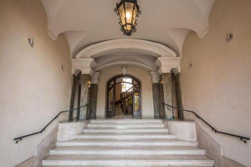 Palazzo Marescalchi Belli, vicino Piazza di Spagna, Rome (photo 6)