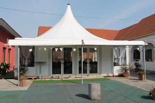 Ресторан, Gasthof Sonnenterrasse - Self-Check-in in Лоіперсдорф