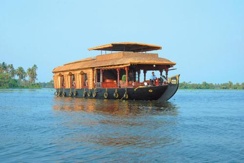 Sterling Houseboats Lake Palace, Alleppey Alappuzha