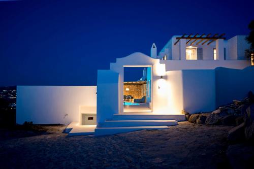Villa with Private Pool image 4
