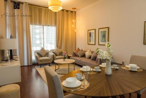 Mira Holiday Homes - 2 bedroom in Green Lakes - JLT