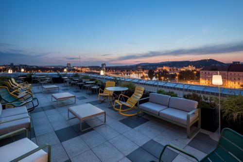 Balcony/terrace, B&B Hotel Budapest City in Budapest