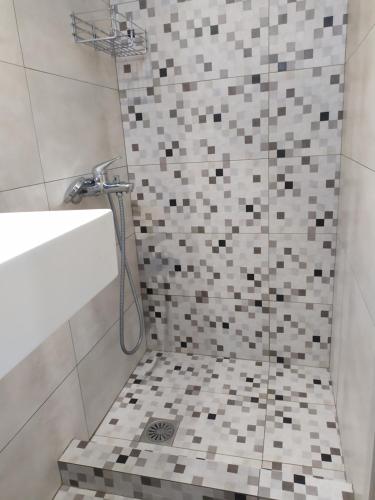 Eleana Studios - image 4