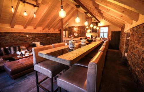 Chalet image 7