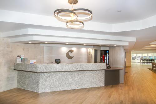 Comfort Inn & Suites Downtown Brickell-Port of Miami - image 10