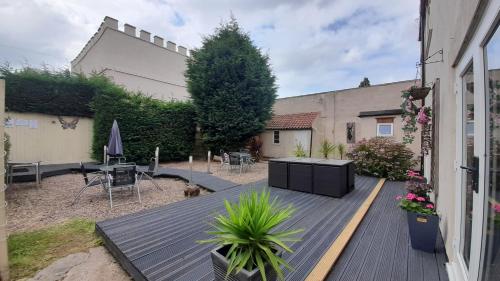 View, The East Wing at Rufford Park Lodge, Hot Tub Retreat in Rufford (Nottinghamshire)