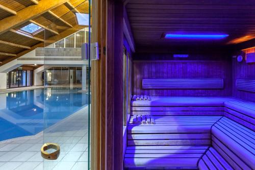 Langdale Hotel & Spa - image 12