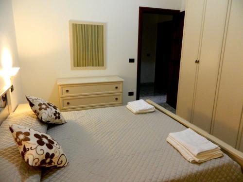  Casa Vacanze con giardino in Pettineo