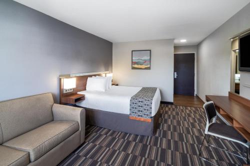 Microtel Inn & Suites by Wyndham Savannah/Pooler - image 11