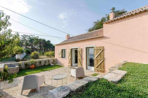 Walnut Cottage - Cosiness between hills and sea. in Morelinho