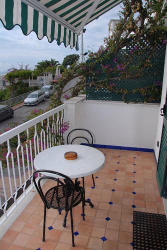 Hotel Bellevue Suite - image 10