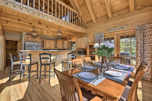 Luxe Cabin in Woods with Wraparound Deck and Fire Pit!