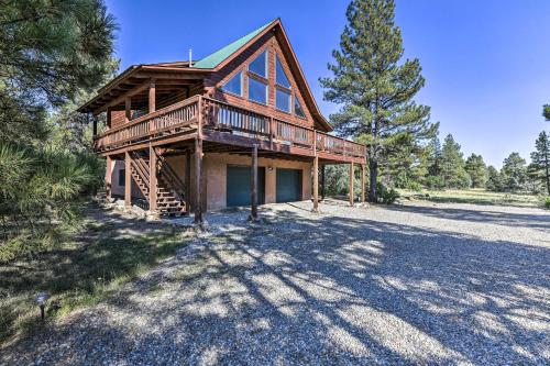 Luxe Cabin in Woods with Wraparound Deck and Fire Pit!