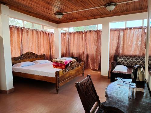 Viramma House