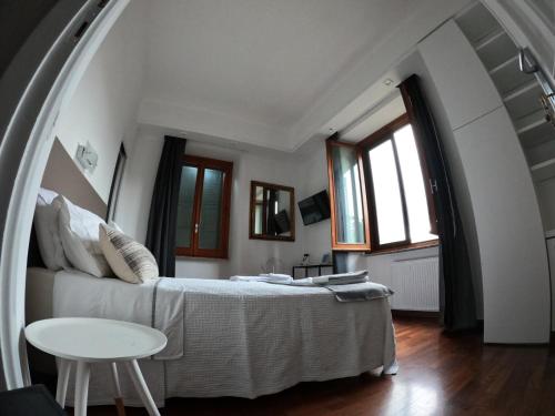 EMI's Guest House – Rome