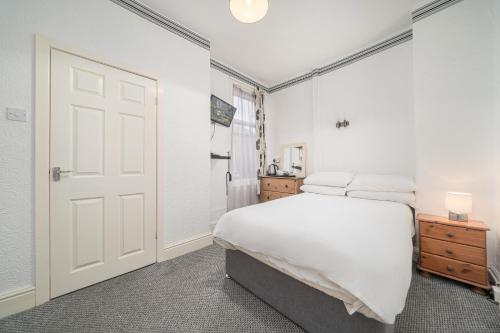 Deneside Guest House - image 10