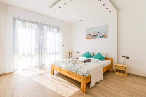 Solinka Luxurious Lakeside Villa Szigetkoz