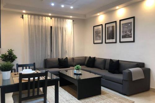 Luxury Apartment in Awesome Location in Amman - image 12