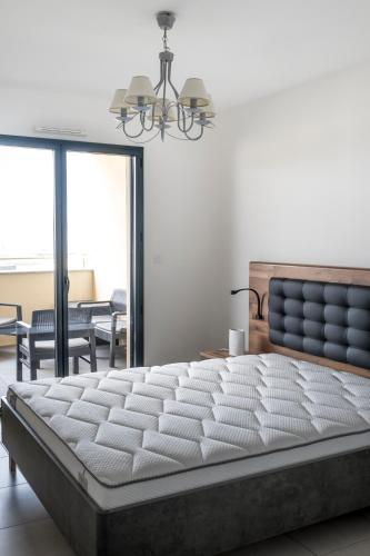 ระเบียง/ชานเรือน, Superbe T2 climatisé, proche plage - belle vue mer (Superbe T2 climatise, proche plage - belle vue mer) in พอร์ติคคิโอ