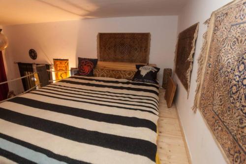 Game of Thrones flat