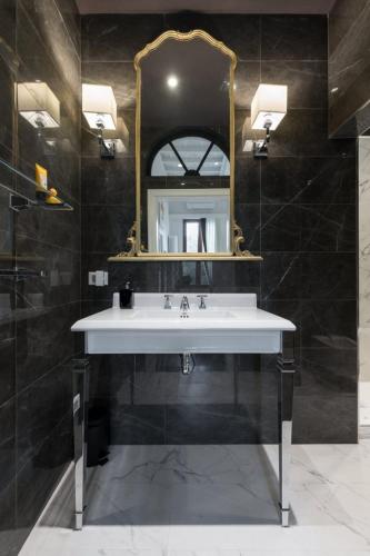 Borgo Pinti Suites Le Stanze dei Nobili - image 5