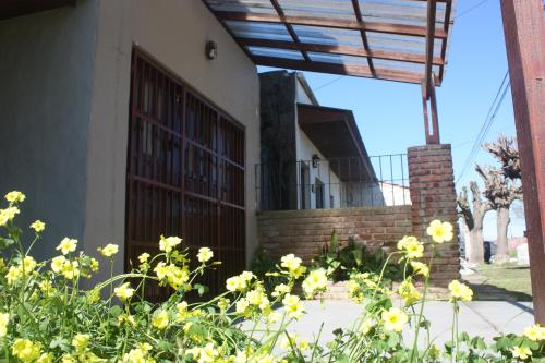 출입구, DEPARTAMENTO FAMILIAR near 아스토르 피아졸라 국제공항