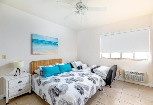 Homey Two bedroom Miami Beach Home