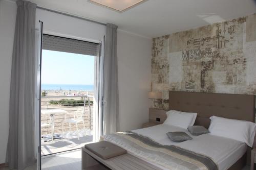 Hotel Monaco - image 5
