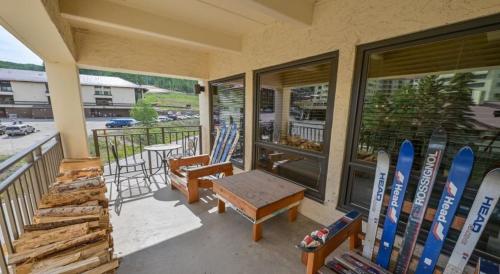 Gorgeous & Modern 3 Br Condo Plaza Condo - image 9