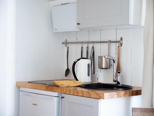 設施, WILLOW in 帕維洛斯塔