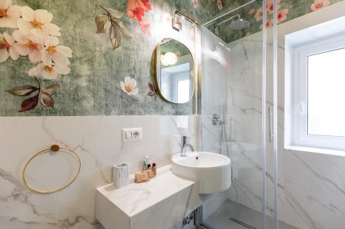 Rome As You Feel - Iconic Monti Design Apartment, Rome (photo 5)