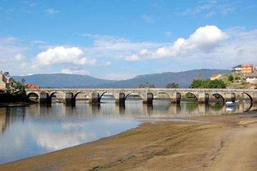 Casa rural familiar con vistas al rio en Galicia