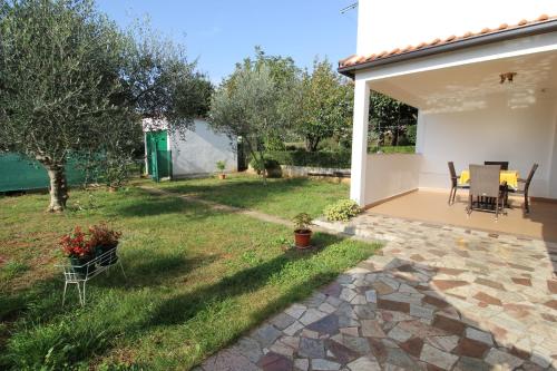 MONIKA 3 pax - Location saisonnière - Novigrad