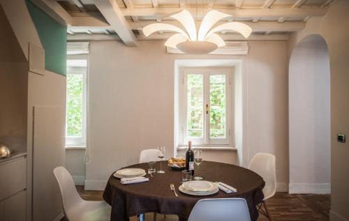 47LuxurySuites - Trevi - image 11