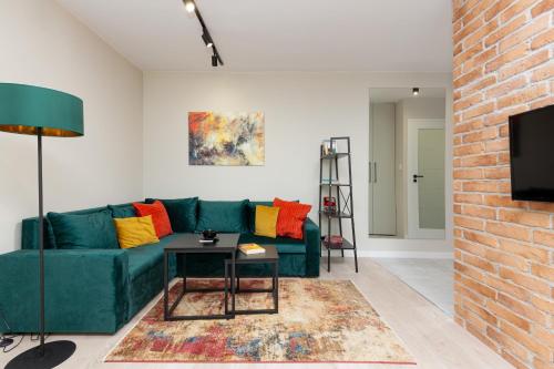 Apartments City Center Ochota by Noclegi Renters, Varšava