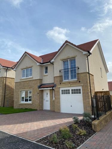 Luxury 4 bed detached cop26 stay gîte à louer Tollcross