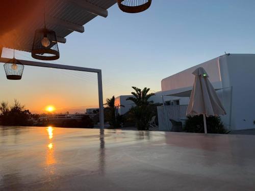 Queen Boutique Suites - image 13