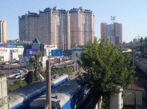 Двухкомнатная квартира Лофт в Центре Одессы Новострой рядом с Вокзалом 5 минут до Дерибасовской и Аркадии, Odessa (zdjęcie 3)
