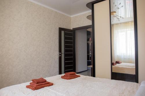 Уютная квартира RentHouse для большой компании - Cozy apartment for a large company 6 спальных мест RentHouse - image 13