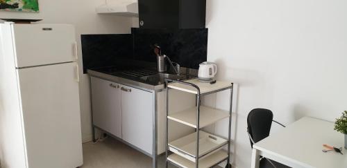 Smart Apartment Central Station 3