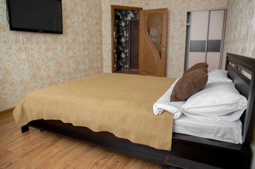 Просторная однокомнатная квартира RentHouse на Лермонтова - image 14