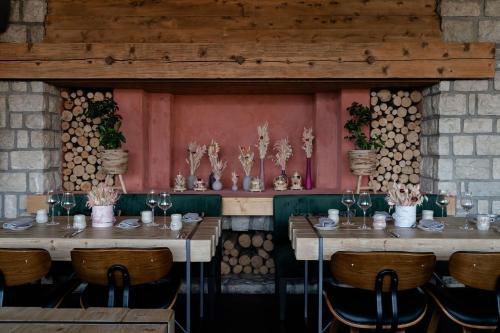 Les Roches & Spa