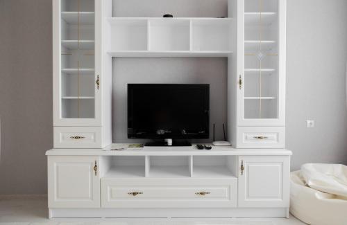Светлая однокомнатная квартира RentHouse на Тухачевского - Bright one-room apartment RentHouse on Tukhachevsky street - main image