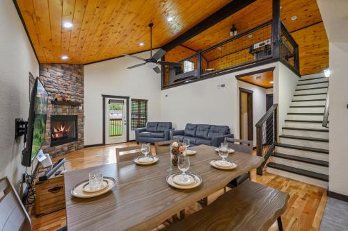 Smoky Mountain Chalet, Pigeon Forge