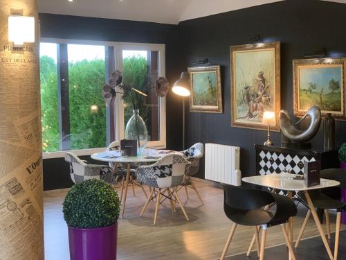 Hotel Restaurant Baryton in Saint-Marcel