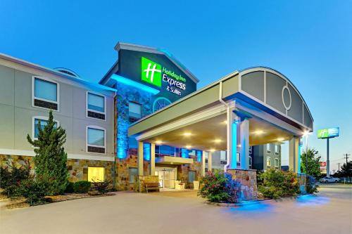 Holiday Inn Express Hotel and Suites Weatherford, an IHG Hotel