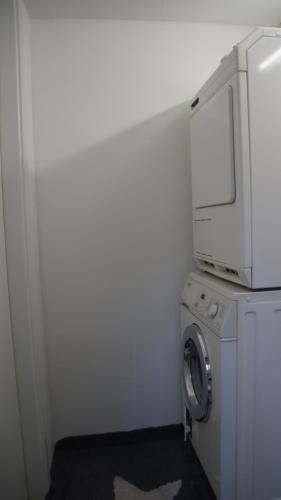 Bungalow an der Tanne mit uberdachter Terrasse 1.8km von Eller entfernt