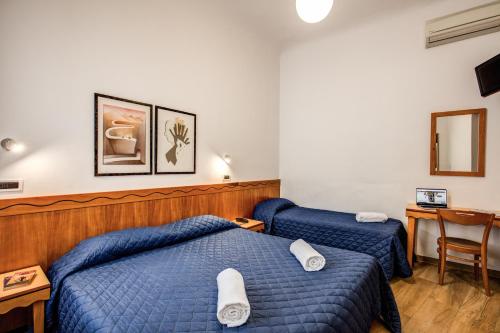 Hotel Nuova Italia - image 8