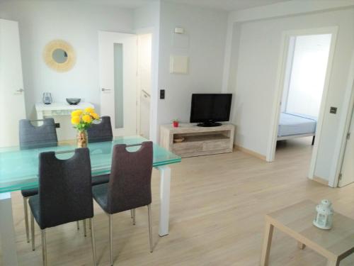  APTMUNDO ALTAMAR.- Precioso apartamento 1ª planta + terraza . Para 4 in Puerto de Sagunto