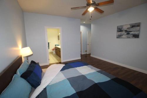 Friends Family Hotel of Surrey & Langely 2 Nights Minimum